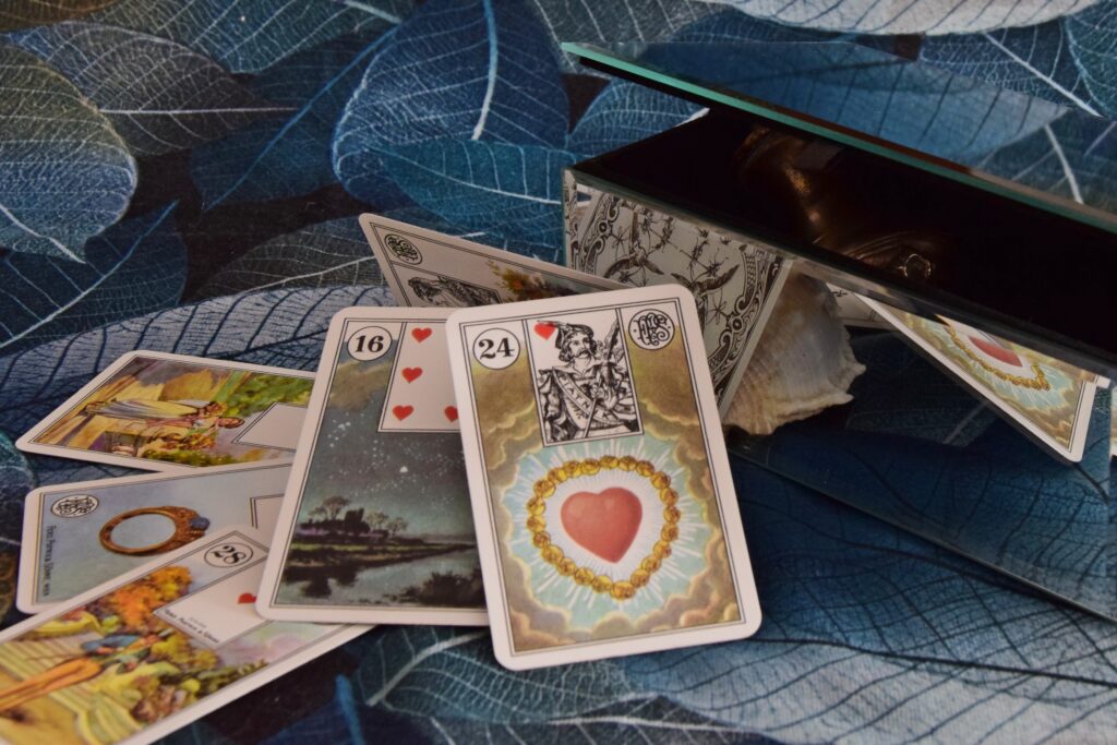 Lenormand Kartenlegen Clara Insight